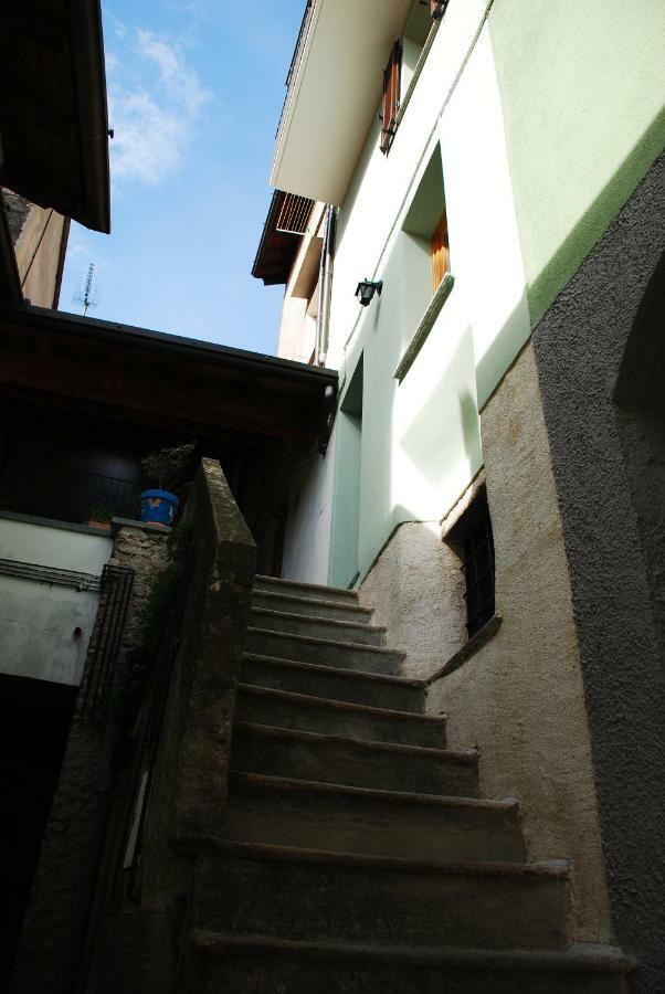 La Casa Del Borgo Vila Dervio Exterior foto