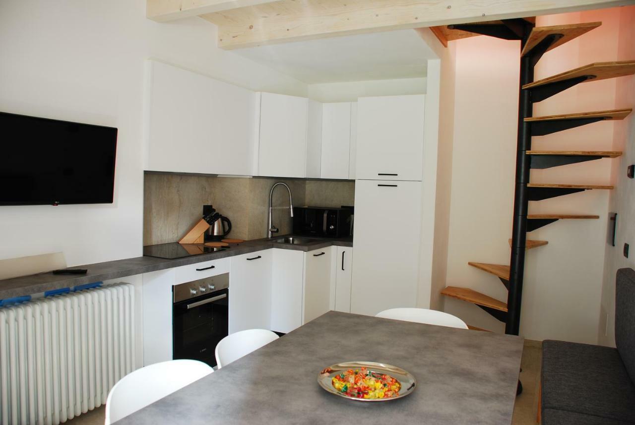 La Casa Del Borgo Vila Dervio Exterior foto
